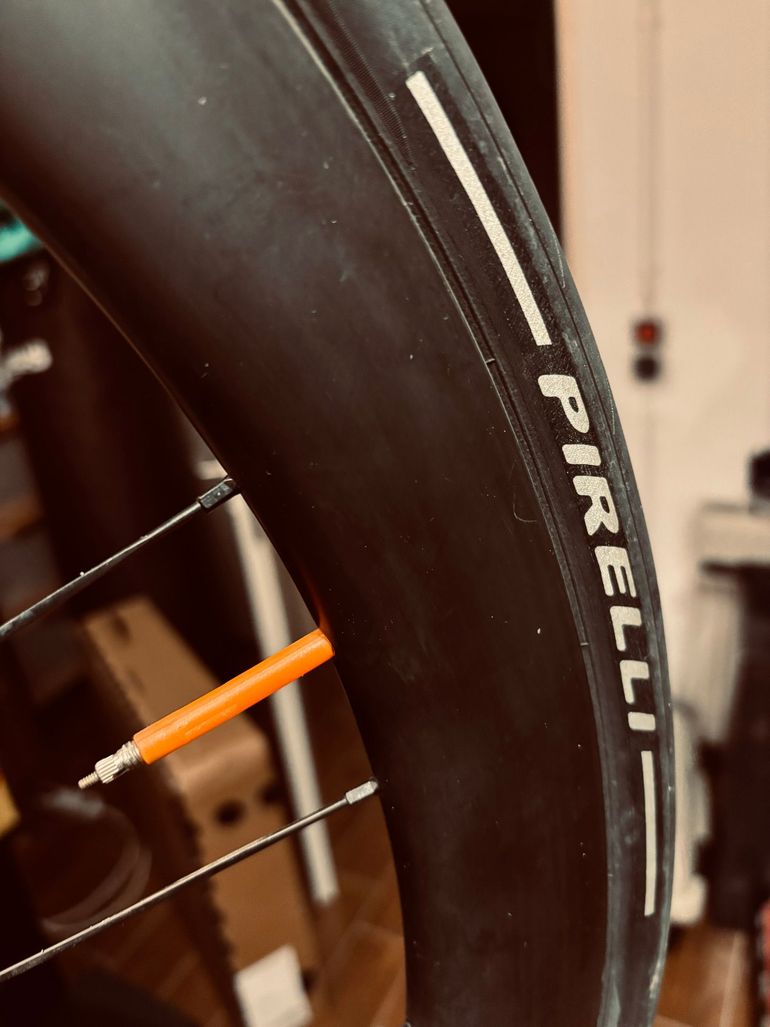 Used DT SWISSE HUB CARBON LAUFRADSATZ 45MM LT Raufradbau - Individualaufbau 2024 bike — image 3 of 5