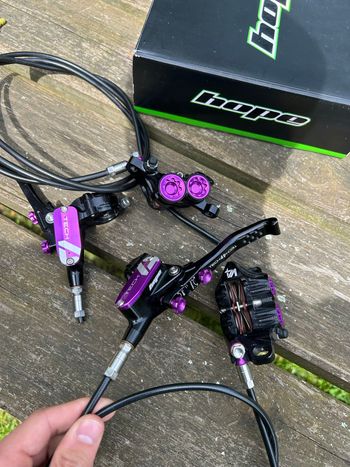 Used Hope Tech 4 V4 Disc Brake bike