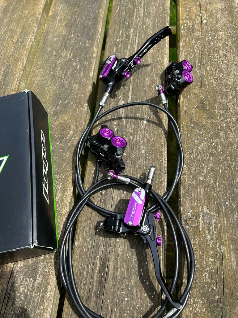 Used Hope Tech 4 V4 Disc Brake bike — image 6 of 7