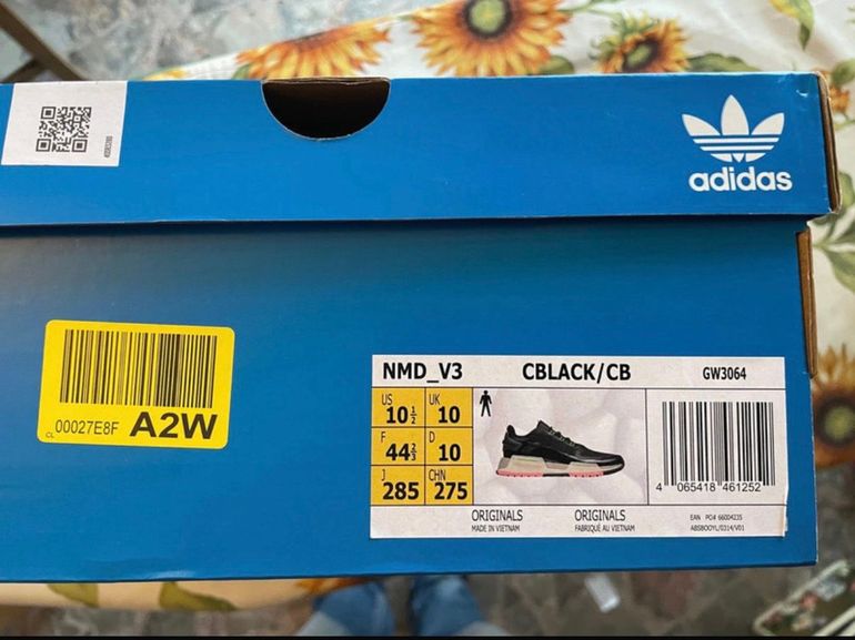 Used Adidas NMD_V3 Shoes (44,5) 2025 bike — image 9 of 9
