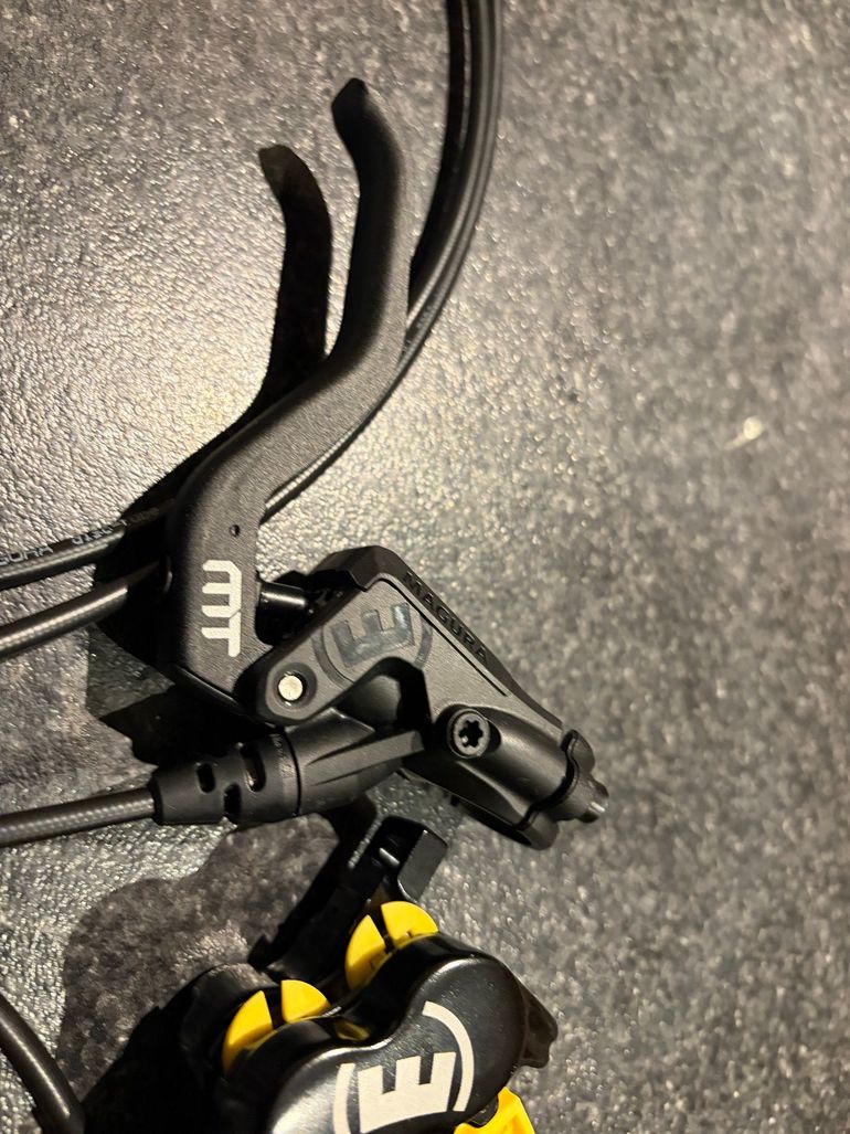 Used Magura MT5 4-Piston Disc Brake bike — image 5 of 5