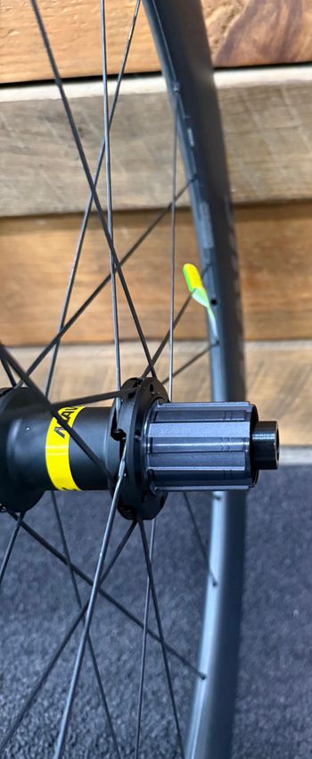 Used Mavic Cosmic SL 65 Wheel Set 2026 bike — image 4 of 7