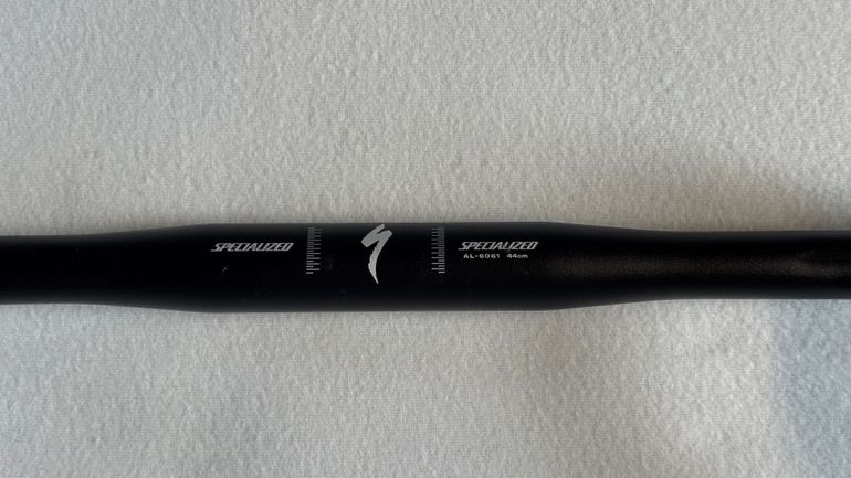Used Specialized Expert Alloy Shallow Bend Rennrad Lenker 44cm 2024 bike — image 2 of 9