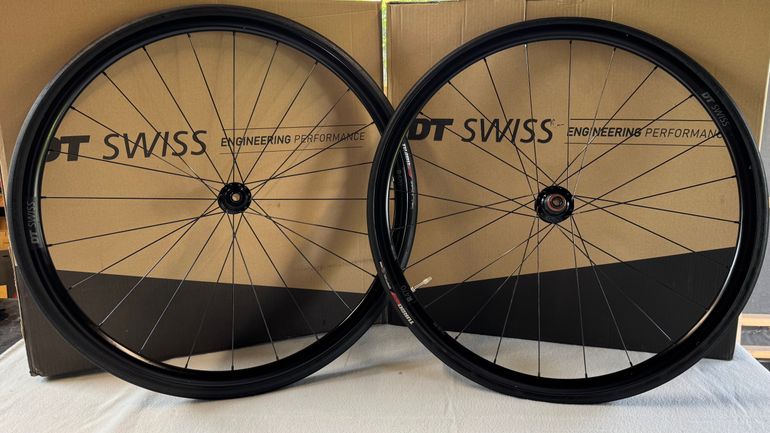Used Dt Swiss R470 Laufradsatz mit SRAM XDR Freilauf bike — image 1 of 12