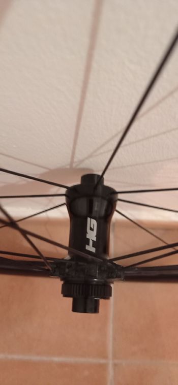 Used Cannondale Hollowgram 35 Carbon Wheelset bike — image 2 of 8