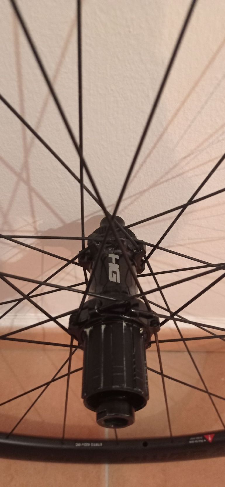 Used Cannondale Hollowgram 35 Carbon Wheelset bike — image 5 of 8
