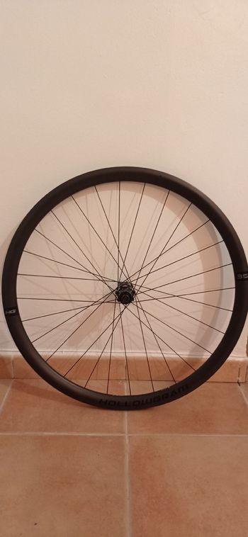Used Cannondale Hollowgram 35 Carbon Wheelset bike — image 4 of 8