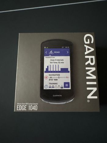 Used Garmin Edge 1040 GPS Computer 2024 bike — image 2 of 2