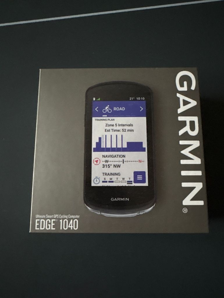 Used Garmin Edge 1040 GPS Computer 2024 bike — image 2 of 2