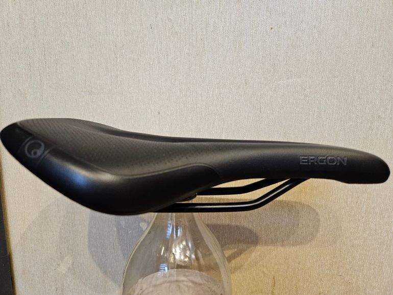 Used Ergon SMC Sport Gel Men M/L bike — image 3 of 3