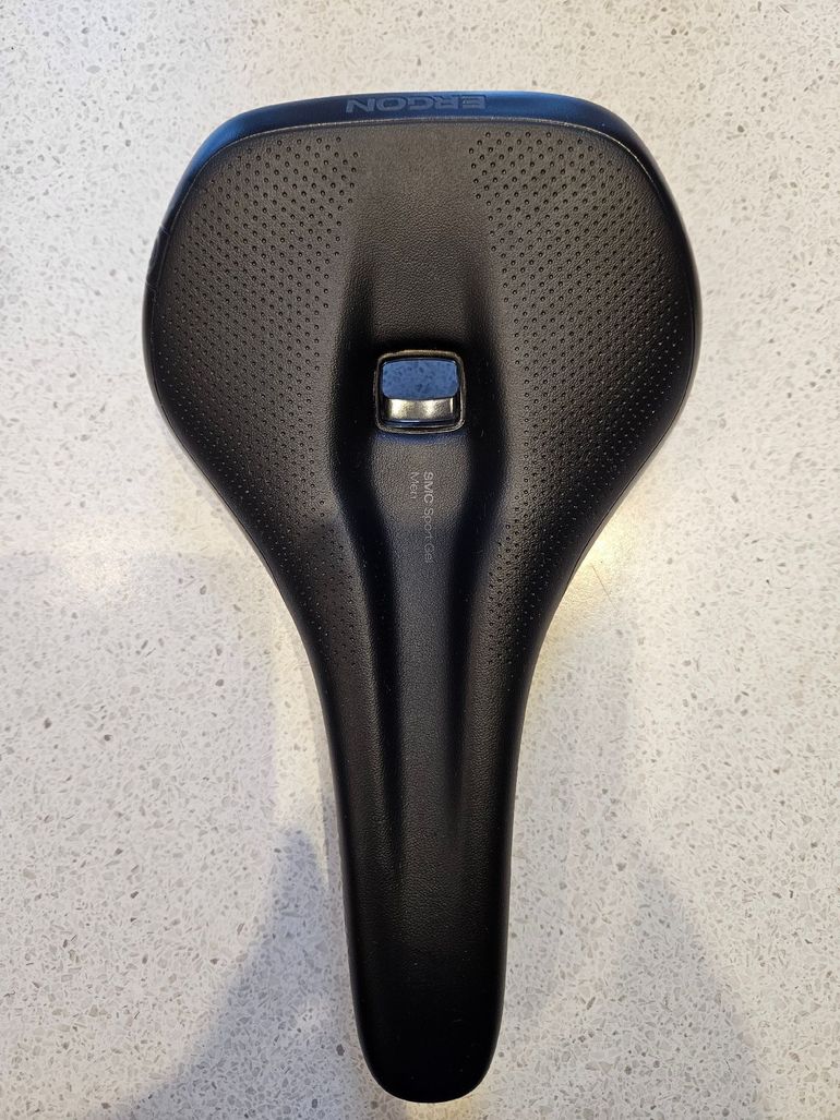 Used Ergon SMC Sport Gel Men M/L bike — image 1 of 3