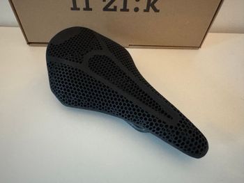 Used Fizik Vento Argo R1 Adaptive 2026 bike — image 2 of 11