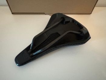 Used Fizik Vento Argo R1 Adaptive 2026 bike — image 3 of 11