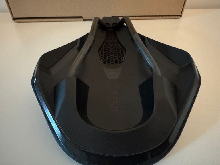 Used Fizik Vento Argo R1 Adaptive 2026 bike — image 4 of 11