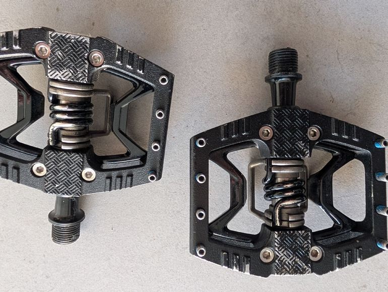 Used Crankbrothers Double Shot 3 Pedal bike — image 2 of 4