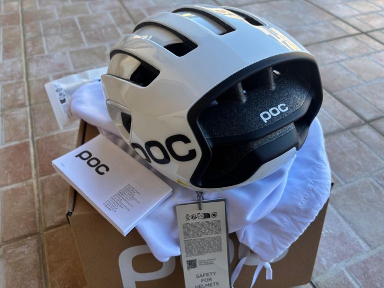 Used POC Cytal Mips Helmet 2026 bike — image 3 of 6