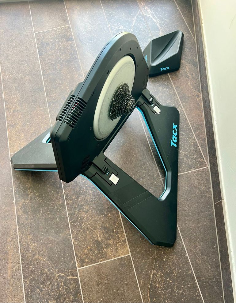 Used Tacx NEO 2T Smart Trainer 2020 bike — image 3 of 3