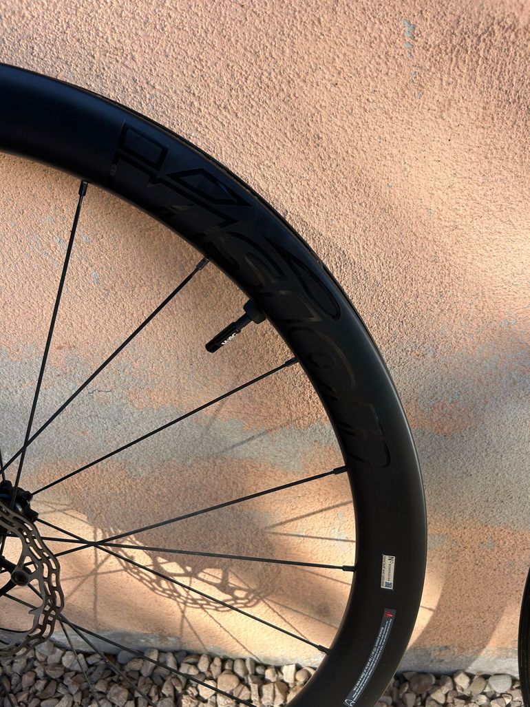 Used Vision SC 45 Wheelset 2025 bike — image 5 of 9