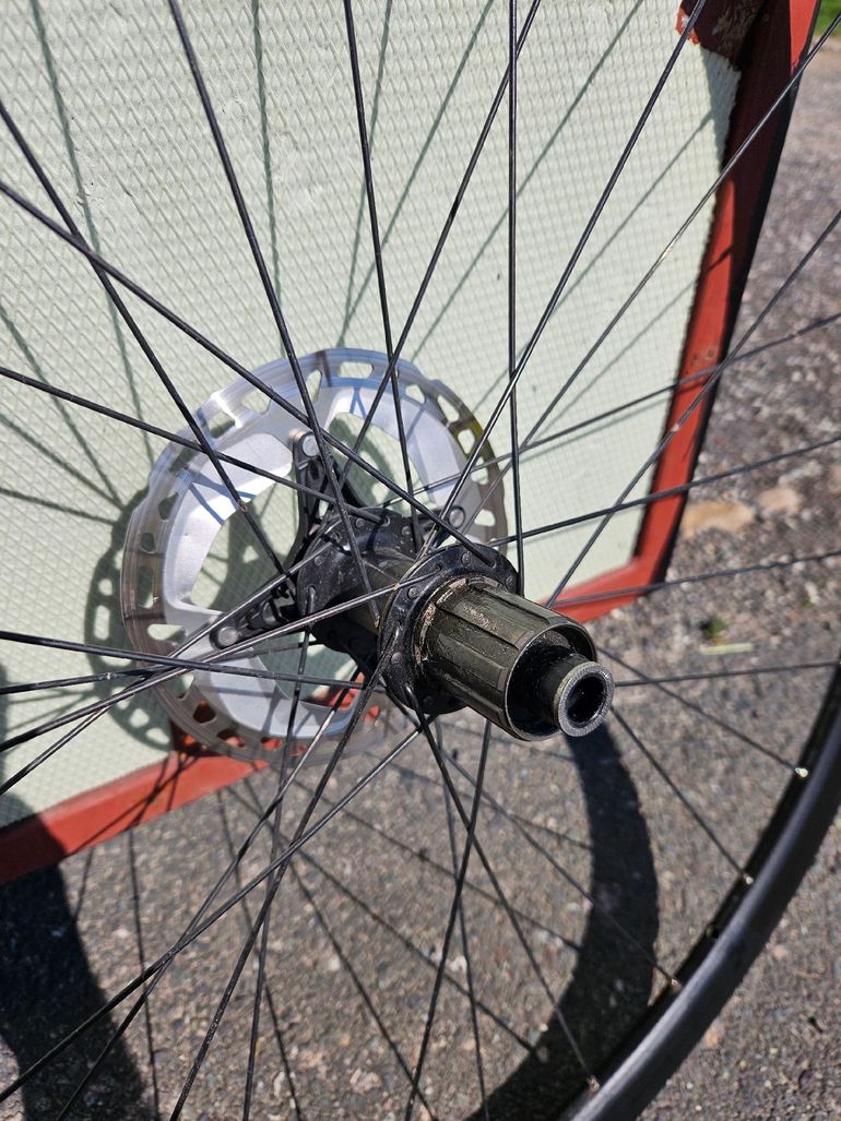 Used Alexrims RA 1.9 Disc Wheelset bike — image 5 of 6