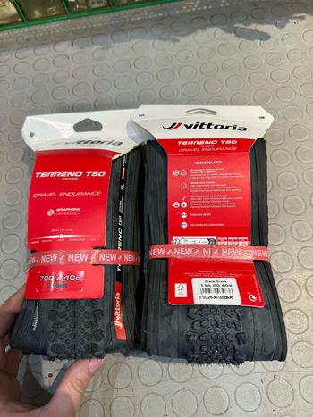 Used Vittoria TERRENO T50 MIXED GRAVEL ENDURANCE. 700x40 bike — image 2 of 6