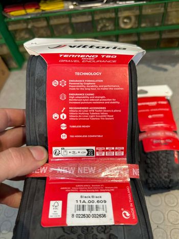 Used Vittoria TERRENO T50 MIXED GRAVEL ENDURANCE. 700x40 bike — image 5 of 6