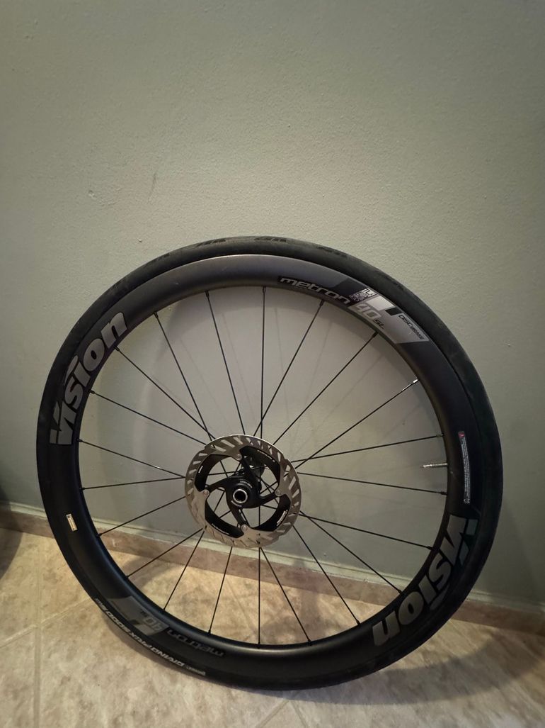 Used Vision Metron 40 SL Disc TL Centerlock 2025 bike — image 3 of 6