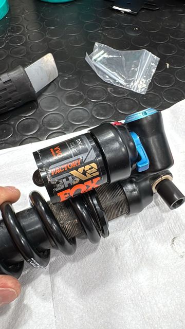 Brugt Fox Racing ammortizzatore 2025 bike — billede 2 af 4