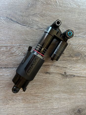 Used RockShox Vivid Air Select+ 2024 bike