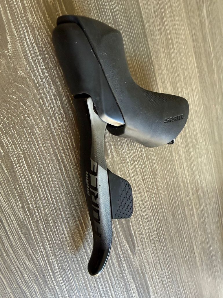 Used Sram Force eTap AXS D1 2024 bike — image 3 of 8