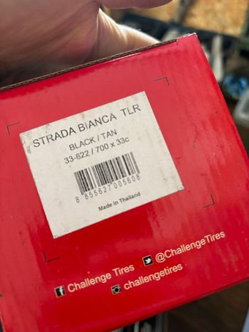 Used Challenge Strada Bianca 700x32 Tubeless 2024 bike — image 3 of 3