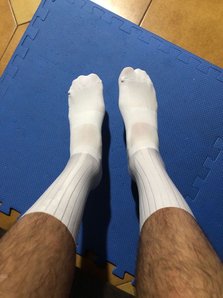 Used Aero Socks White (2paia) bike — image 1 of 5