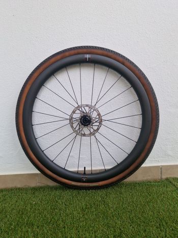 Used Reserve 40|44 GR Wheelset Turbulent Aero Turbulent Aero DT Swiss 350 2026 bike — image 3 of 6