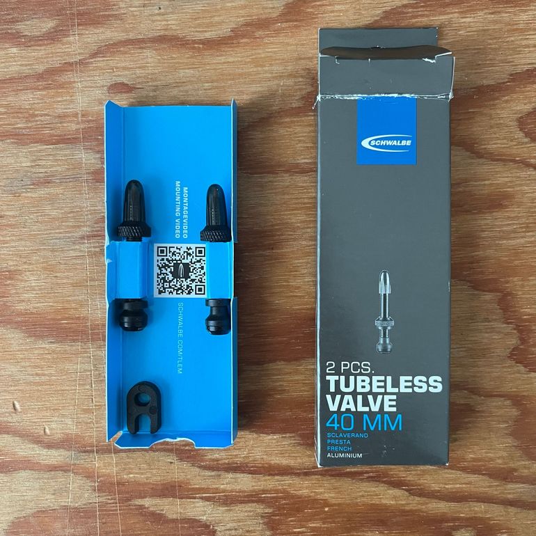 Used Schwalbe Tubeless Valve Pair 40mm bike — image 3 of 3