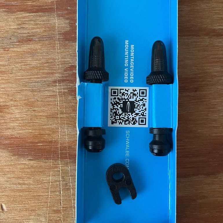 Used Schwalbe Tubeless Valve Pair 40mm bike — image 2 of 3