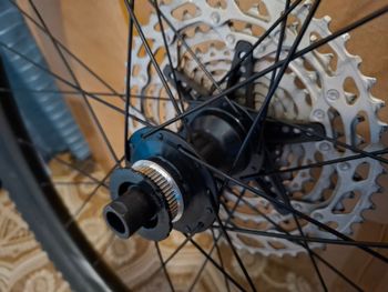 Used Giant XCT Boost MTB Wheels 29" bike — image 4 of 5