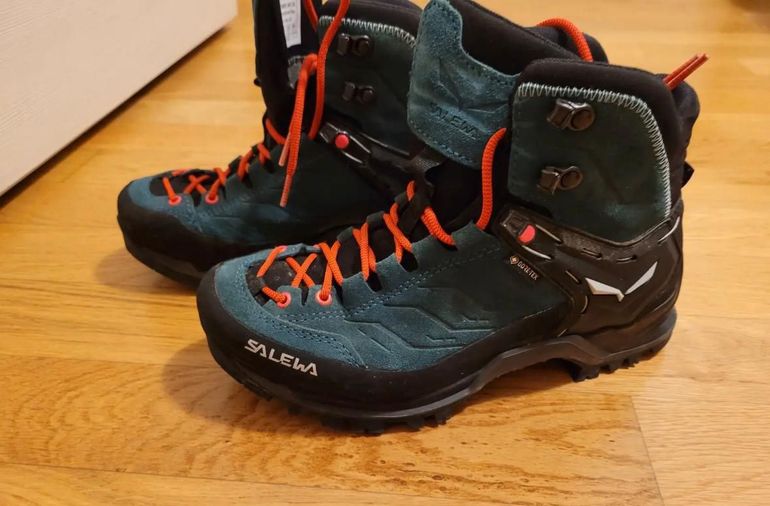 Used salewa WS MTN Trainer MID GTX bike — image 1 of 4