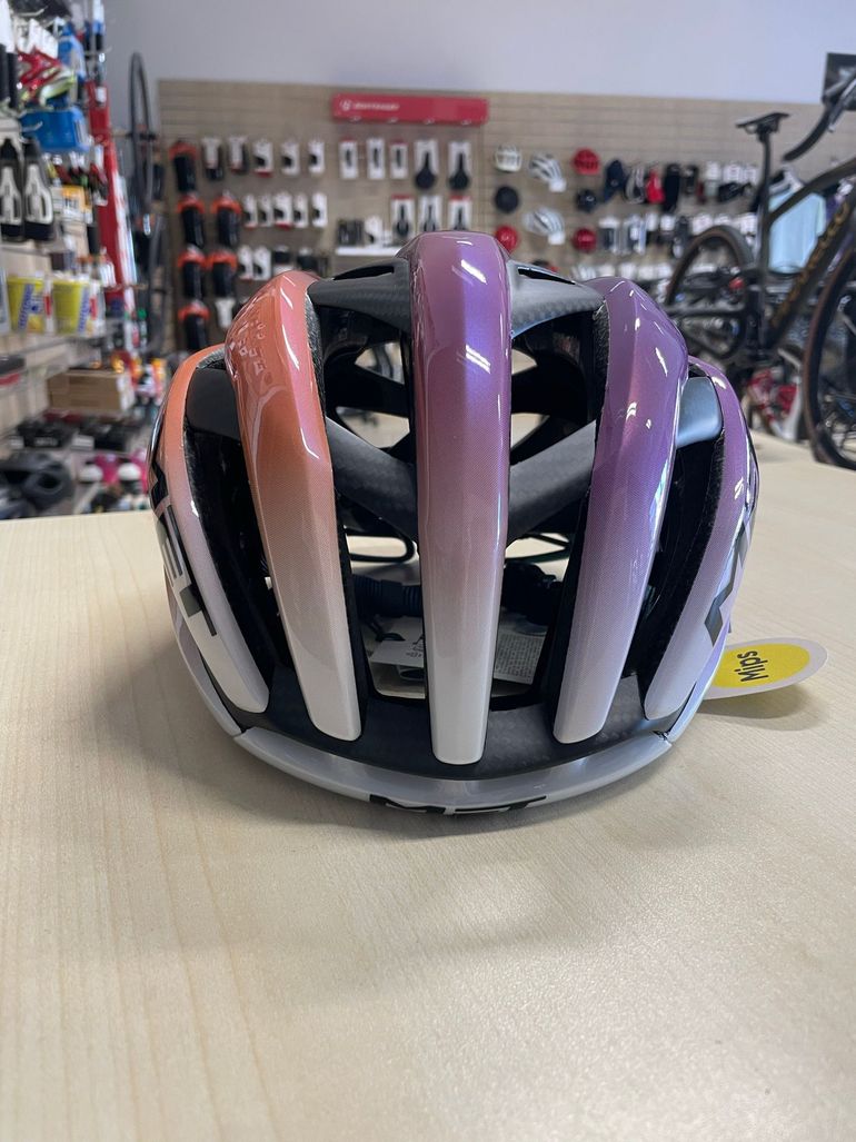 Used MET Trenta 3kcarbon tg M UAE TEAM ADQ Helmet 2026 bike — image 2 of 4
