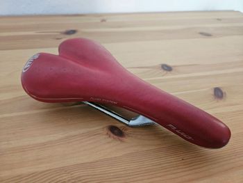 Used Selle Italia Fluid Saddle bike