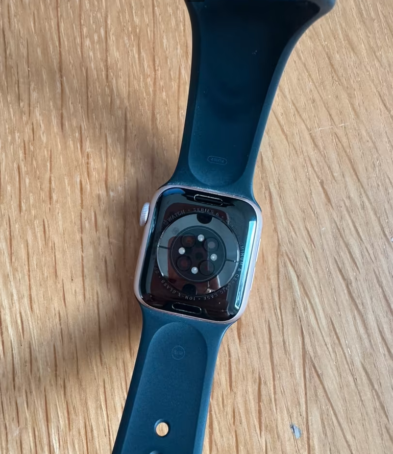 Used apple Watch Series 6 2020 bike — image 2 of 2