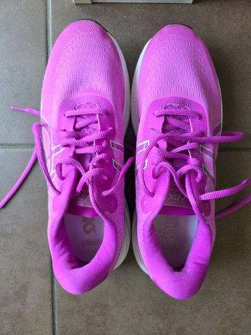 Brugt Asics chaussure de course 2025 bike — billede 2 af 2