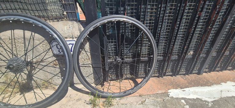 Used Sram Red 10-Speed Crankset 2014 bike — image 4 of 10