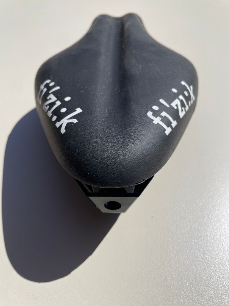 Used Fizik Mistica Saddle bike — image 3 of 7