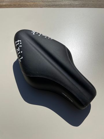 Fizik Mistica Saddle Saddles & Seatposts de segunda mano