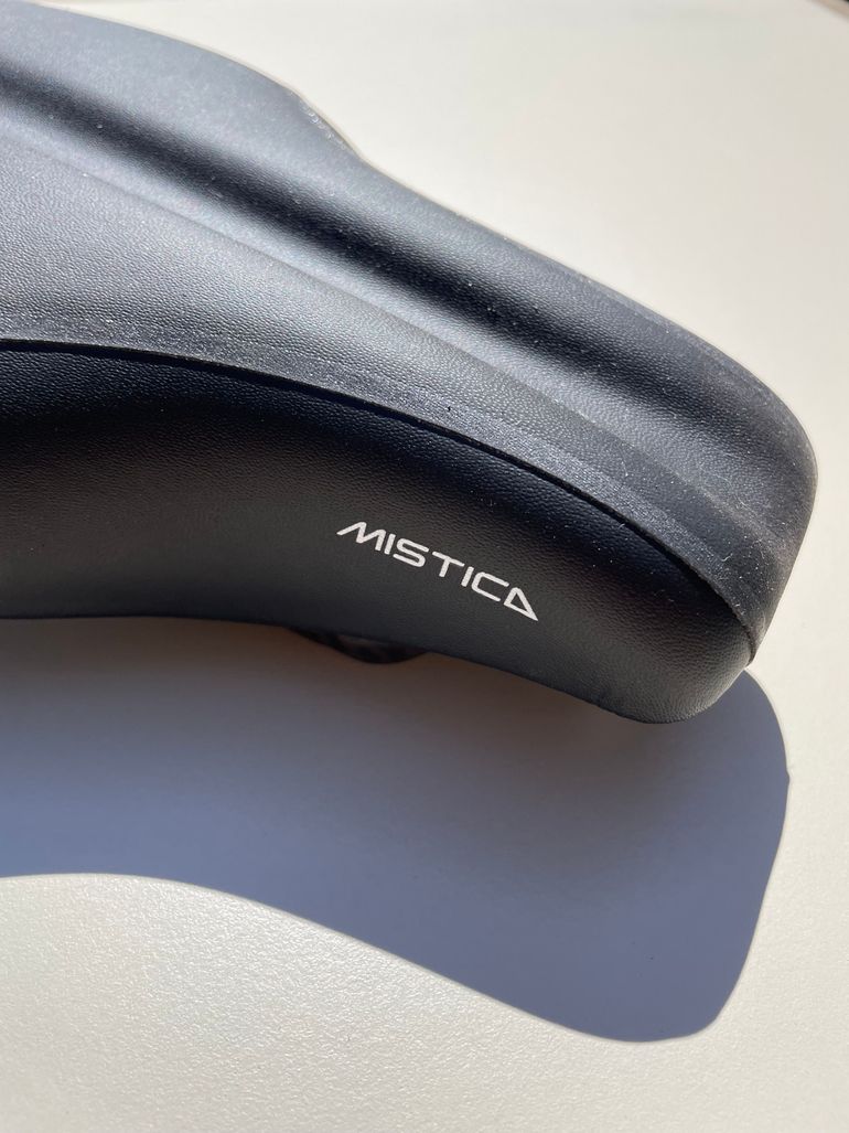 Used Fizik Mistica Saddle bike — image 2 of 7
