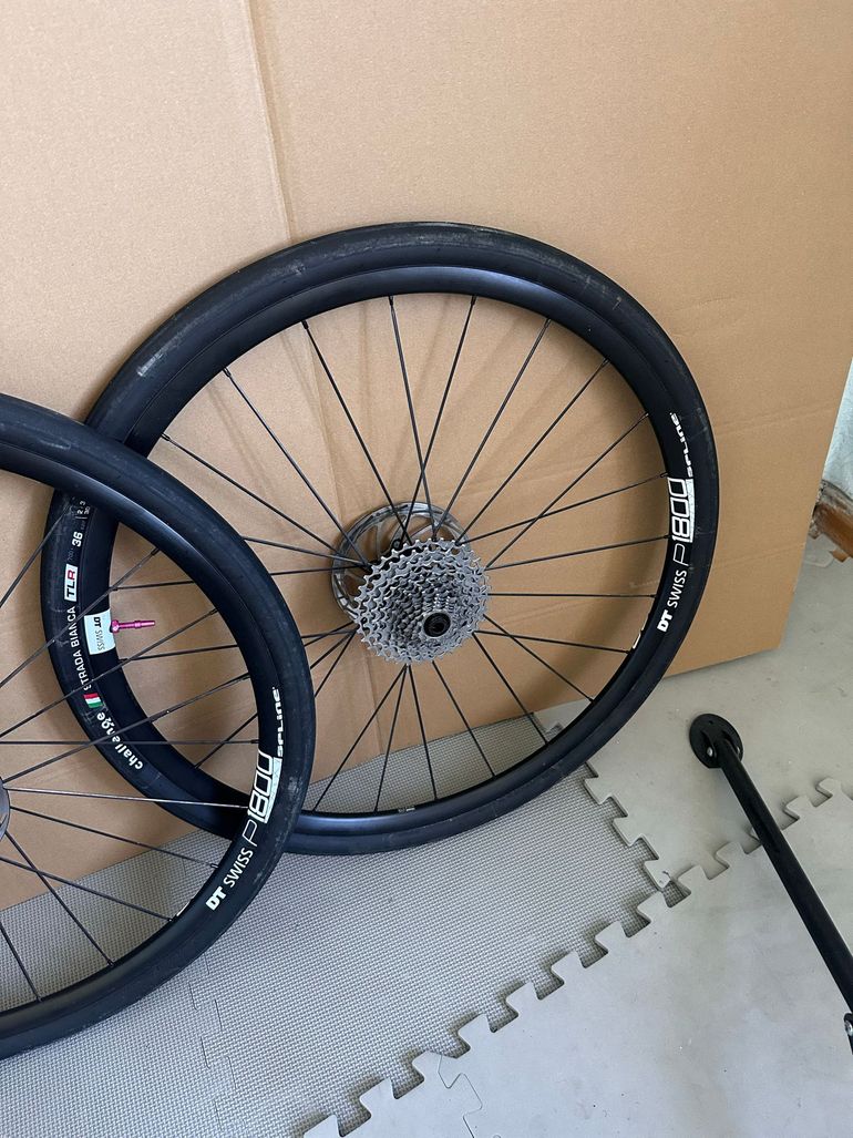 Used Dt Swiss P 1800 SPLINE Wheelset bike — image 2 of 3