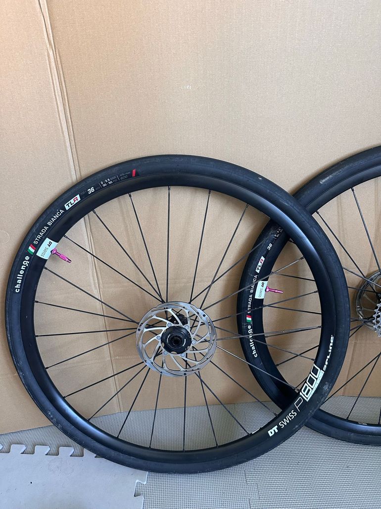 Used Dt Swiss P 1800 SPLINE Wheelset bike — image 3 of 3