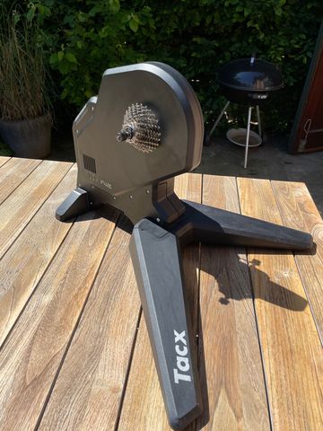 Used Tacx Flux Smart Trainer Cycling Accessories