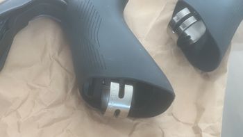 Used Shimano Ultegra Di2 12v ST-R8150 Levers bike — image 2 of 6