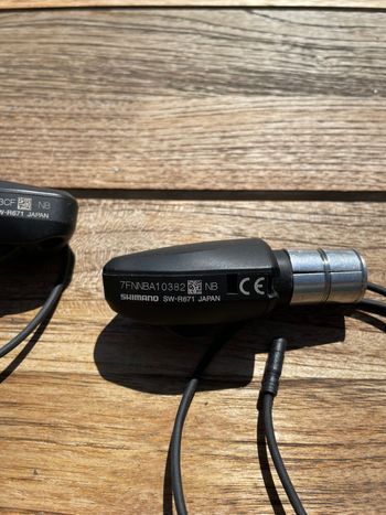 Used Shimano SW-R671 Shifter Set Di2 bike — image 2 of 5