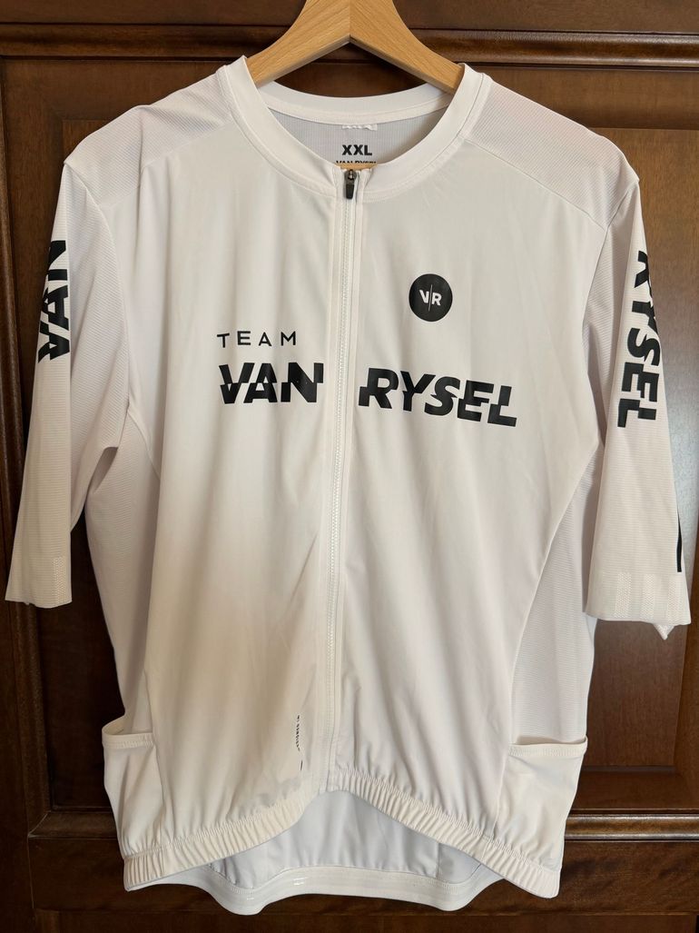 Used Van Rysel Racer 2 Jersey 2026 bike — image 1 of 2